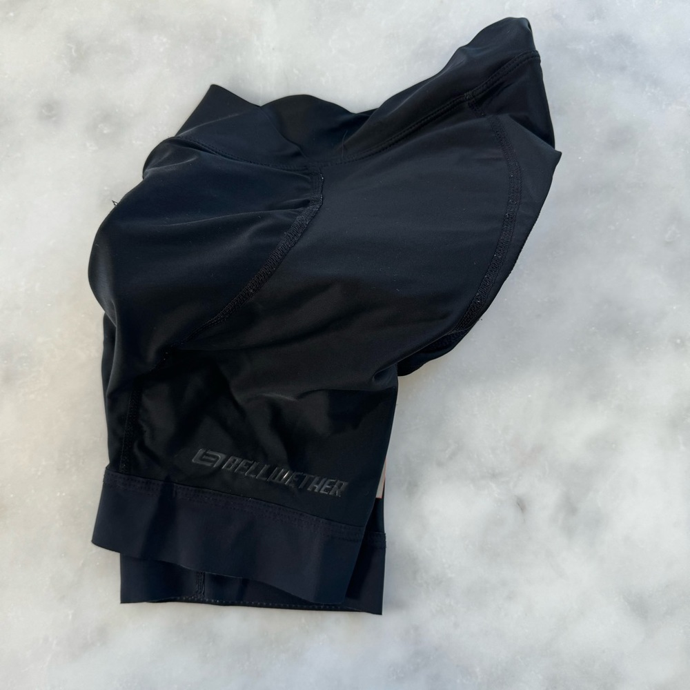 Bellwether cycling shorts. Black. XS